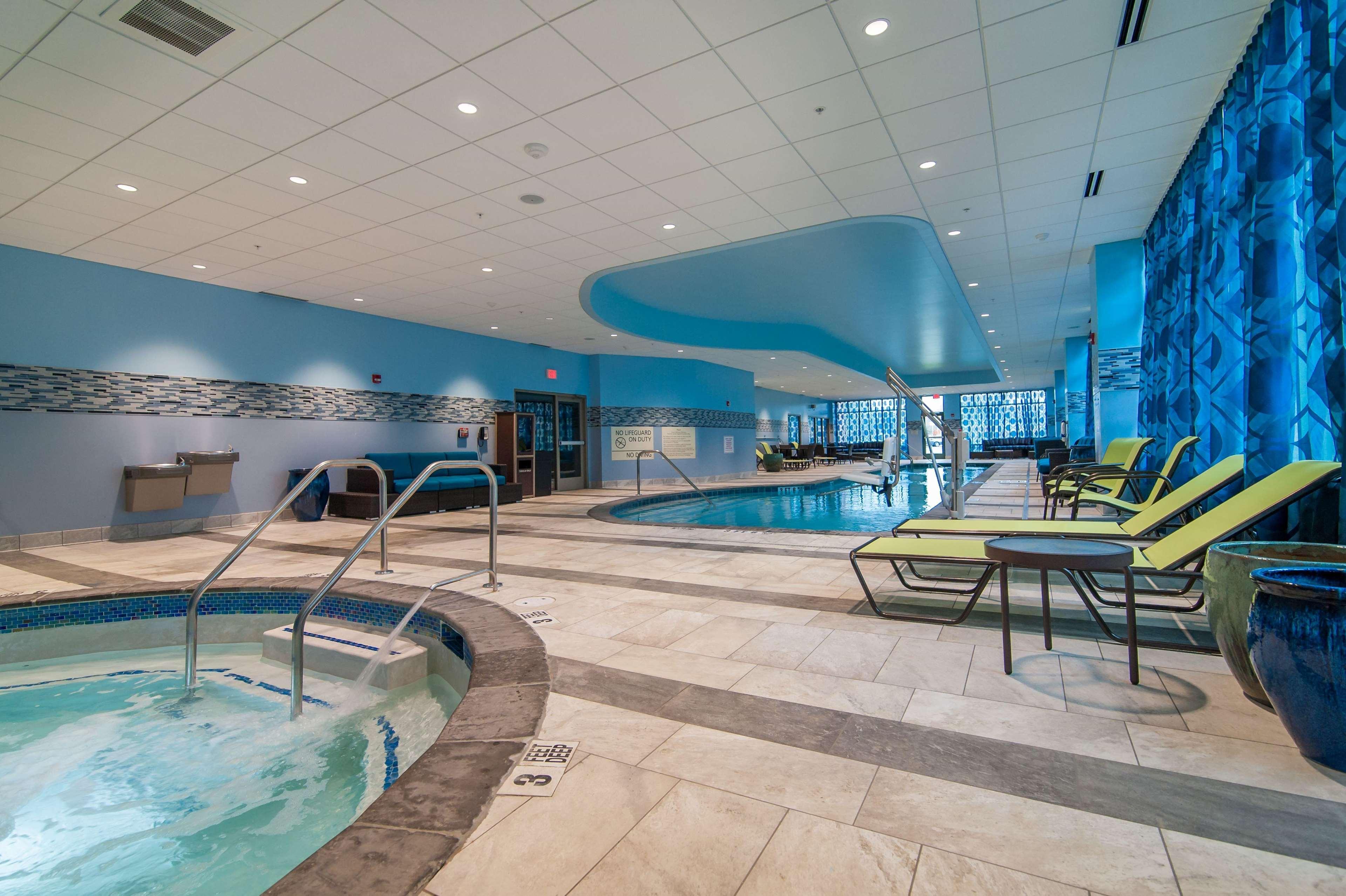 Hampton Inn Норвіч Екстер'єр фото