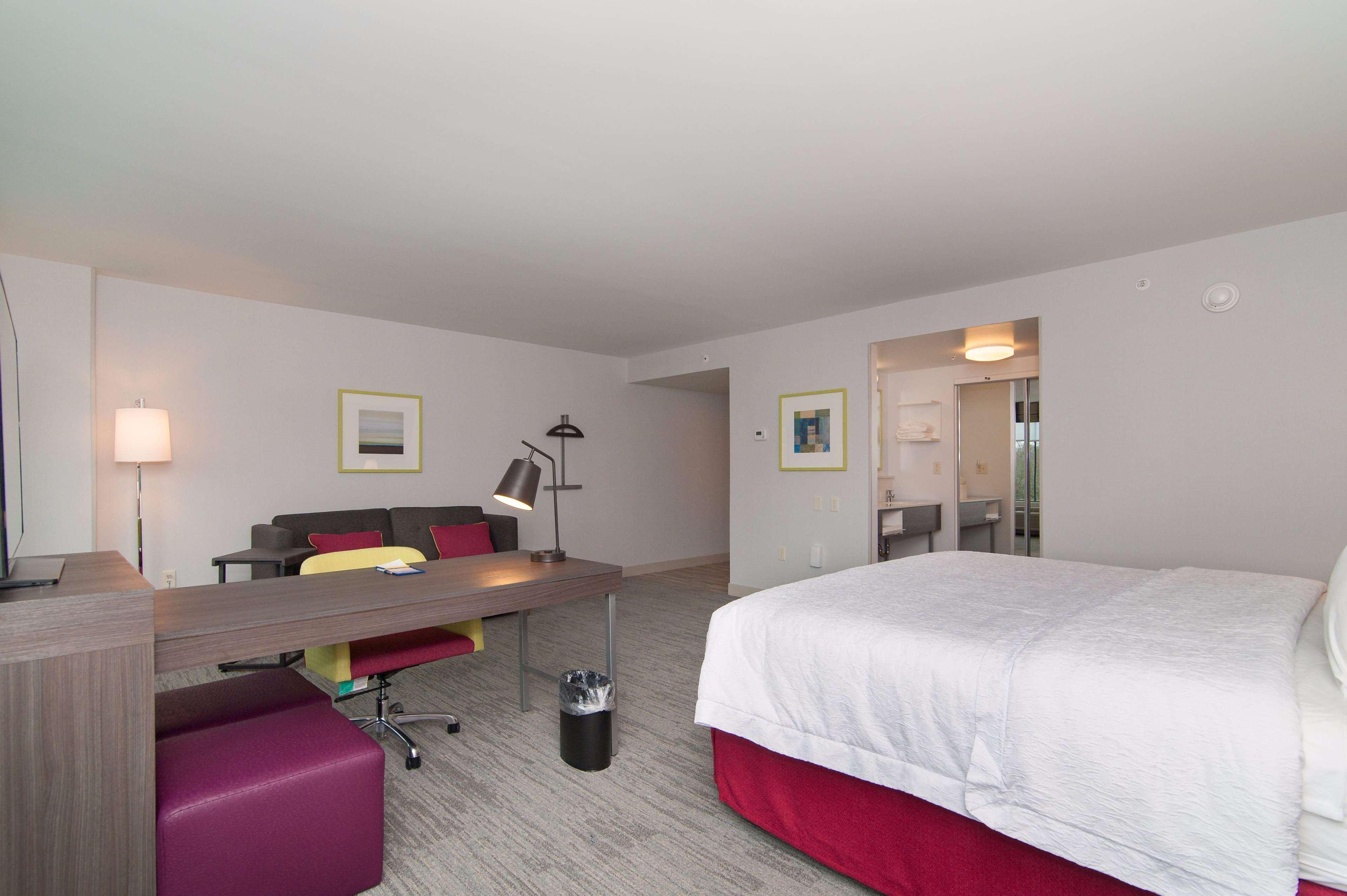 Hampton Inn Норвіч Екстер'єр фото