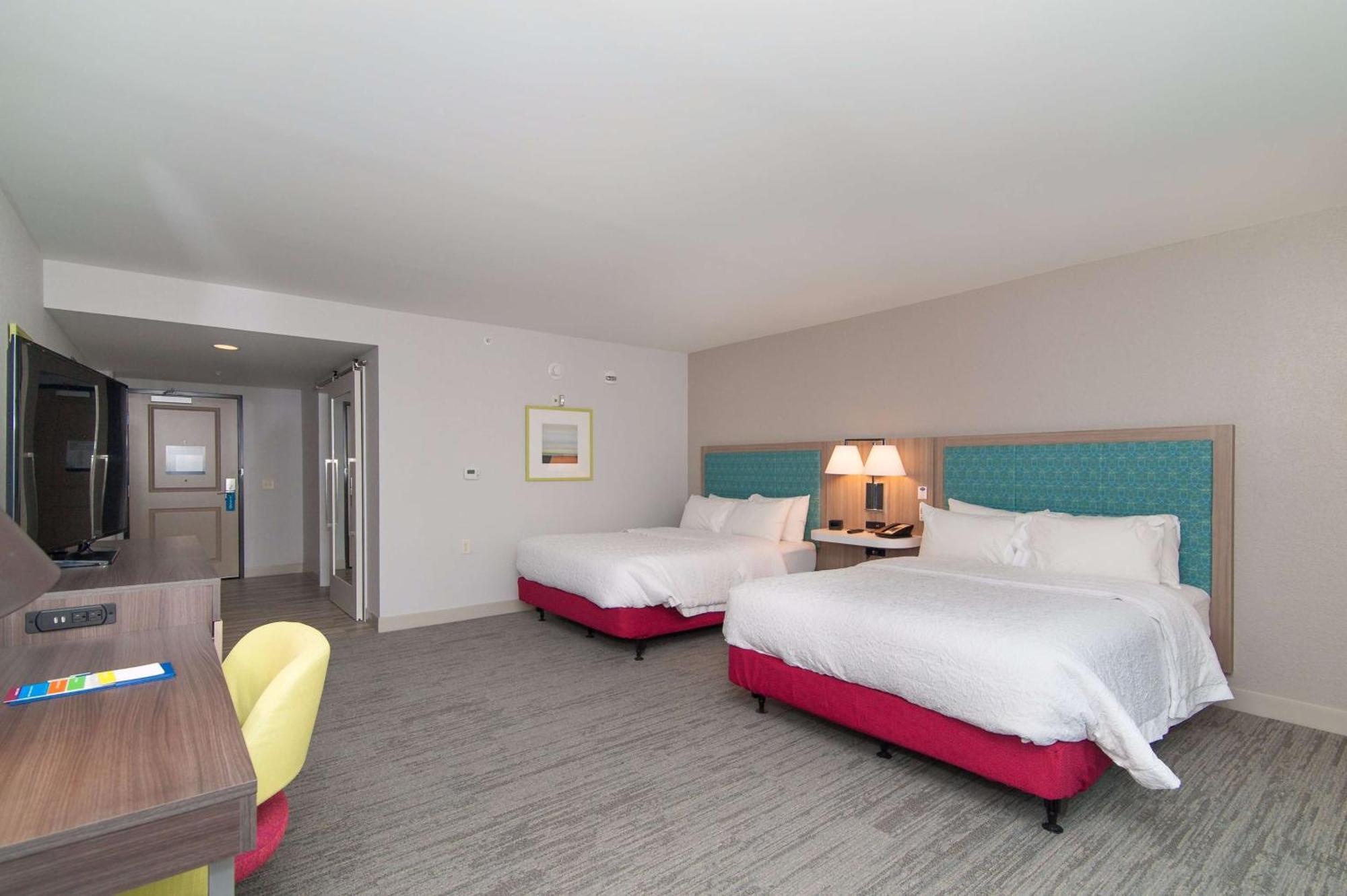 Hampton Inn Норвіч Екстер'єр фото
