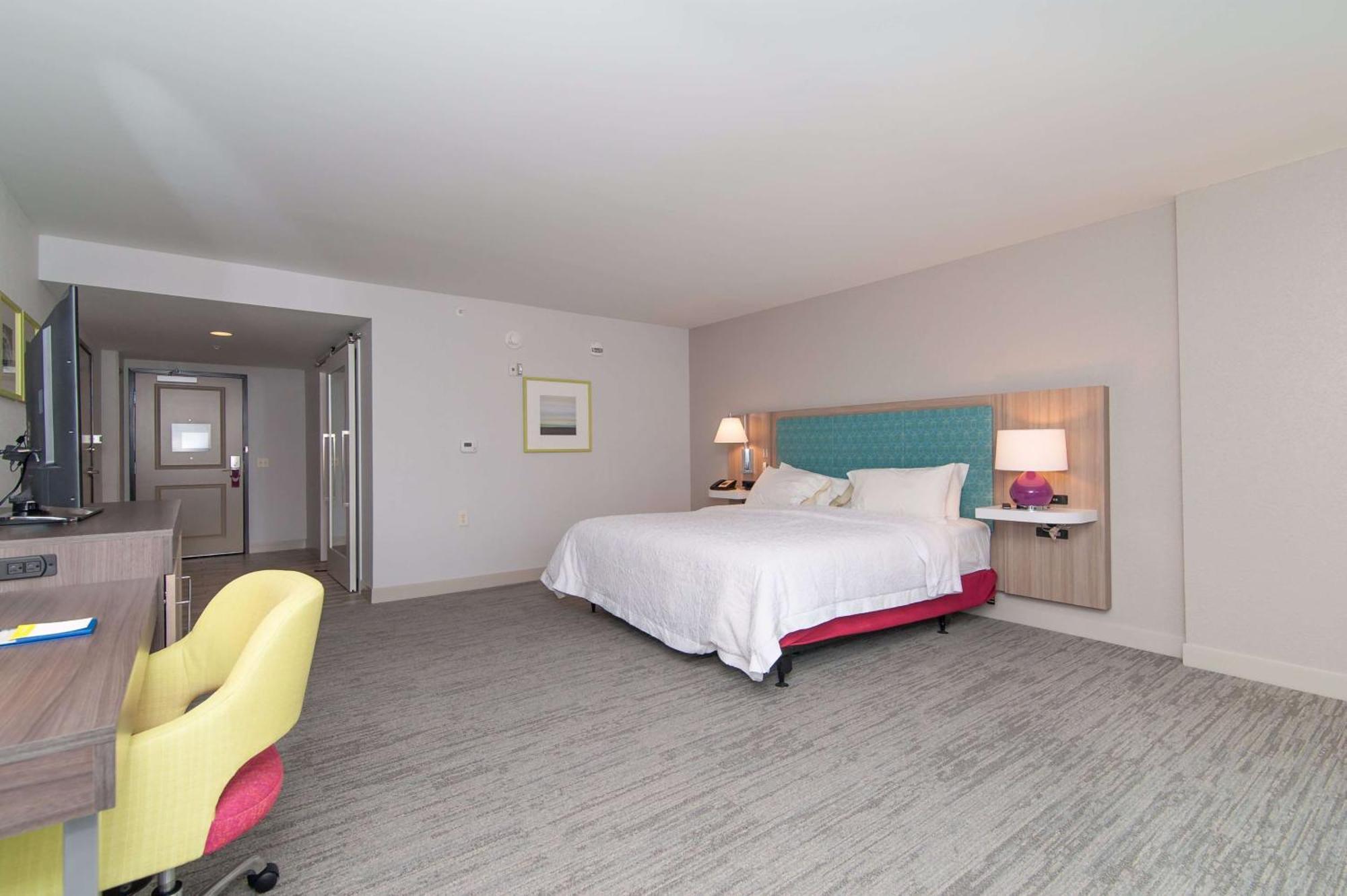 Hampton Inn Норвіч Екстер'єр фото