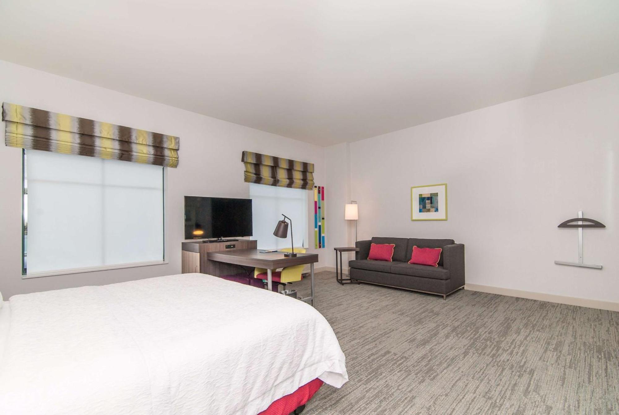 Hampton Inn Норвіч Екстер'єр фото