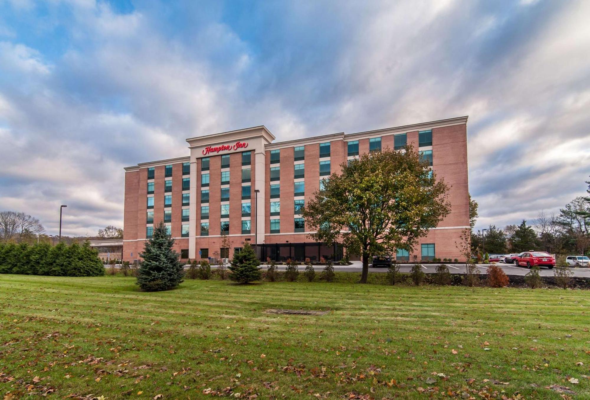 Hampton Inn Норвіч Екстер'єр фото